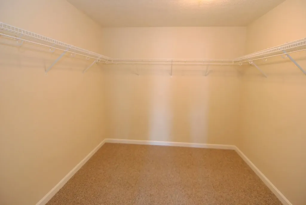 68 Georgetown Drive Nashua NH 03062