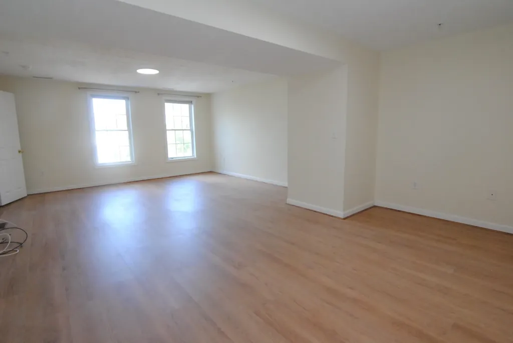 68 Georgetown Drive Nashua NH 03062