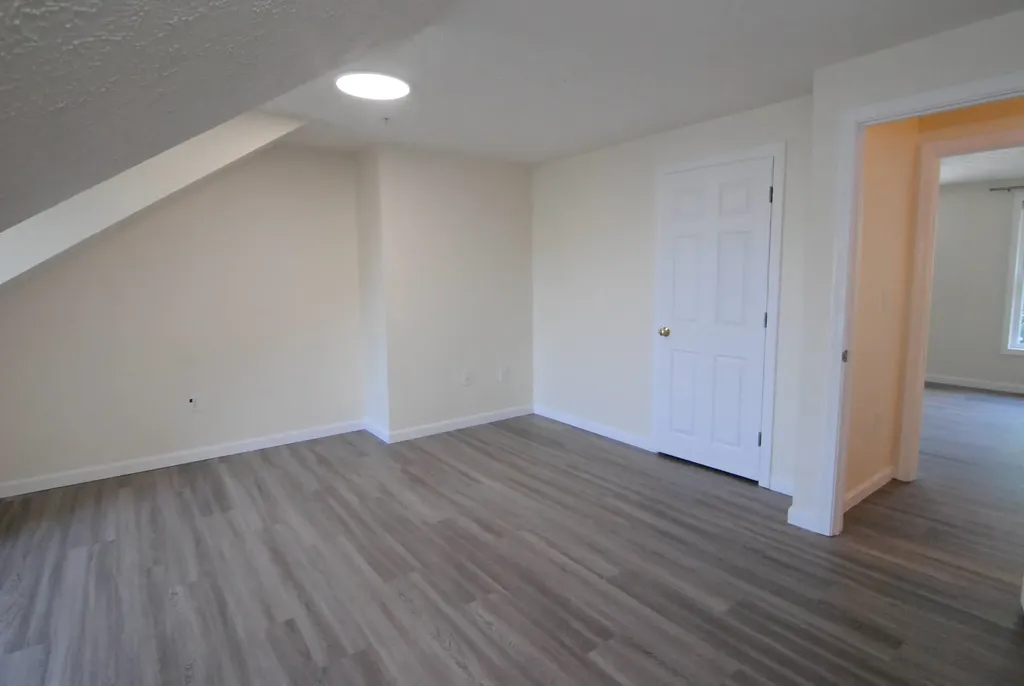 68 Georgetown Drive Nashua NH 03062