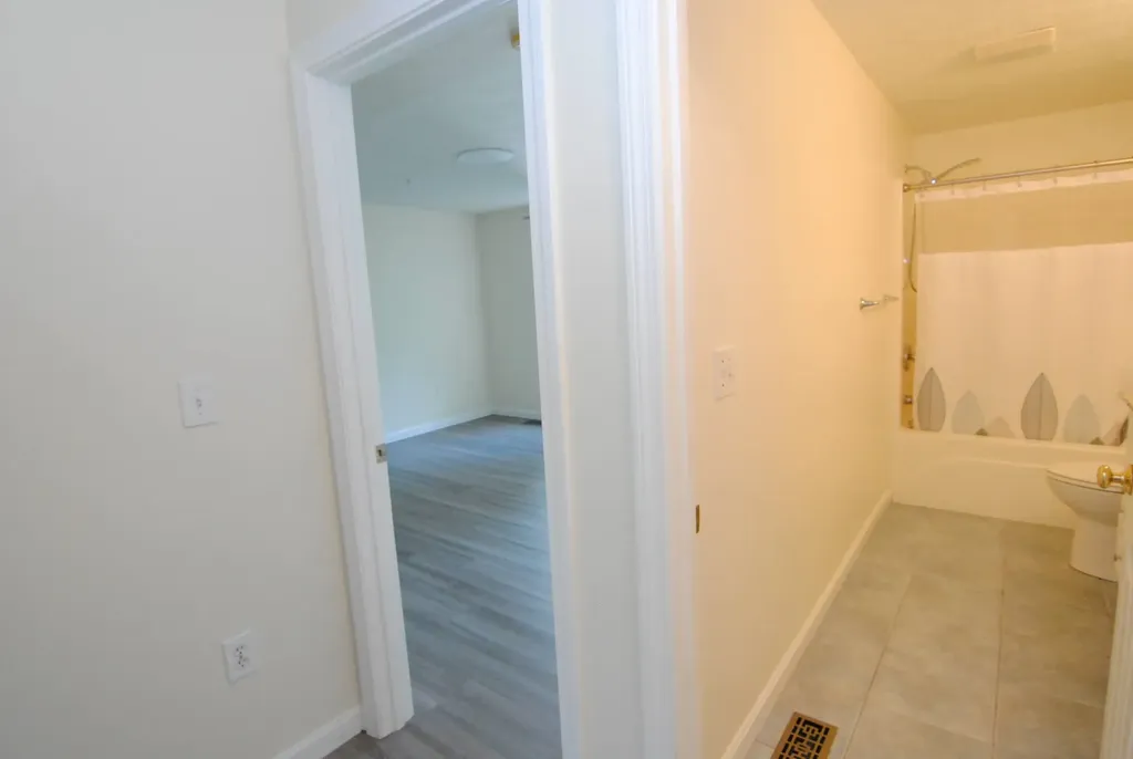 68 Georgetown Drive Nashua NH 03062