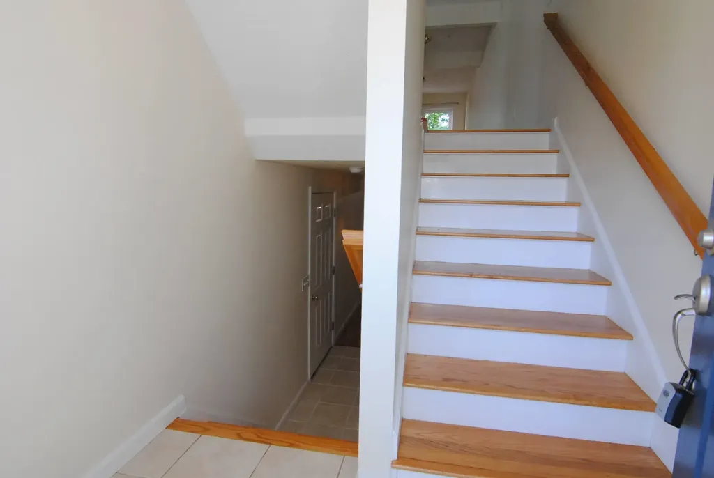68 Georgetown Drive Nashua NH 03062