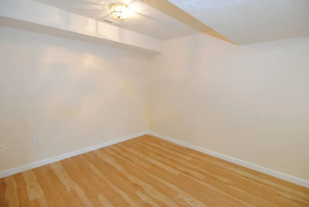 68 Georgetown Drive Nashua NH 03062