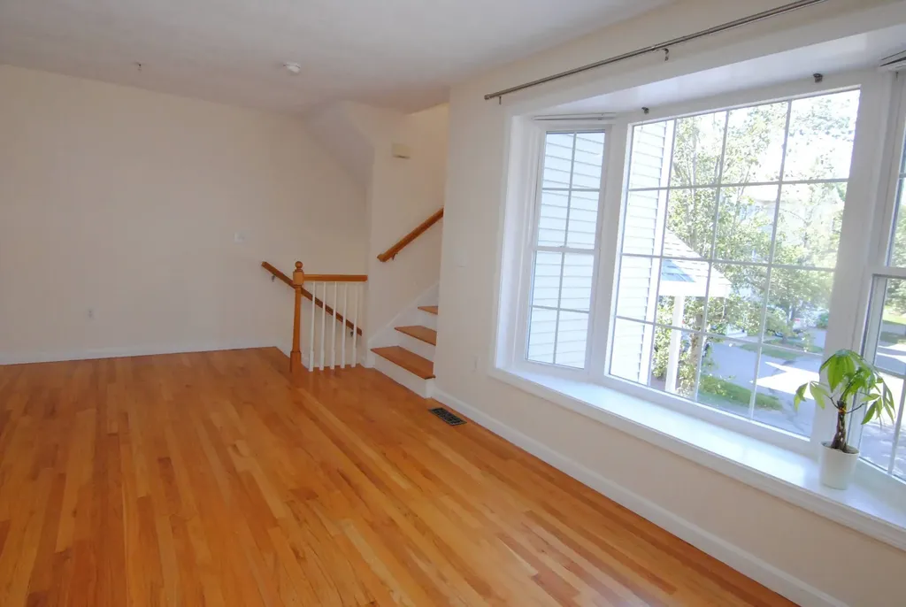 68 Georgetown Drive Nashua NH 03062
