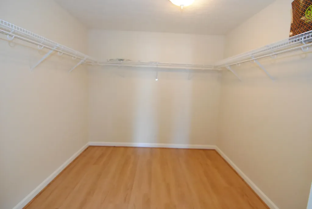 68 Georgetown Drive Nashua NH 03062