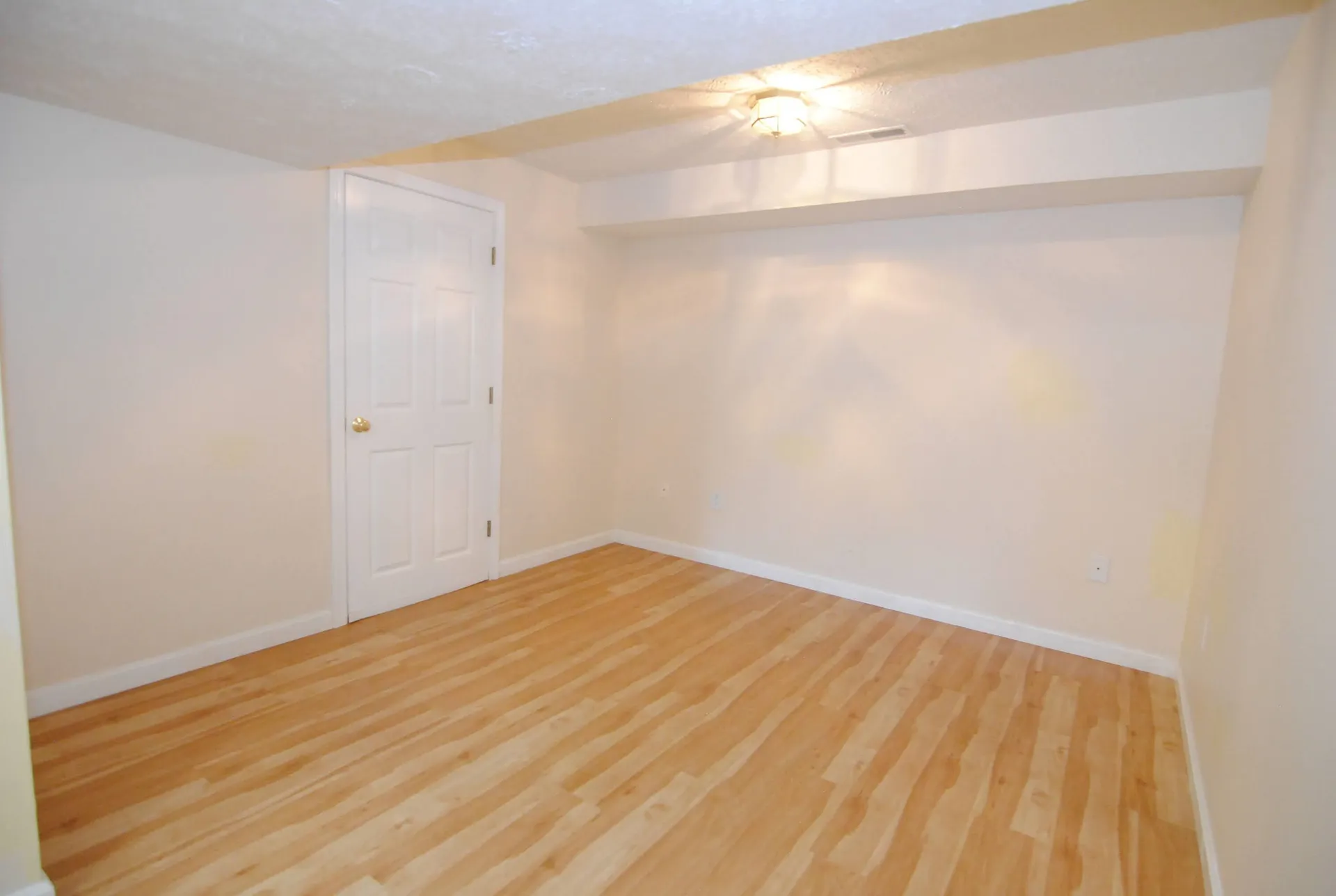 68 Georgetown Drive Nashua NH 03062