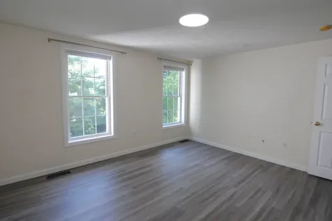 68 Georgetown Drive Nashua NH 03062