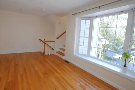68 Georgetown Drive Nashua NH 03062