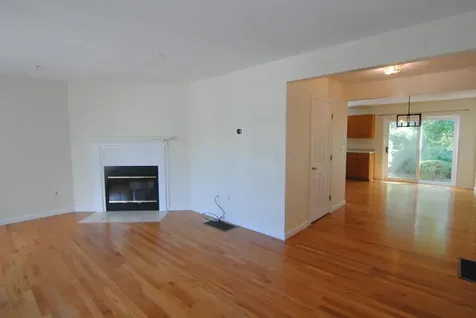 68 Georgetown Drive Nashua NH 03062
