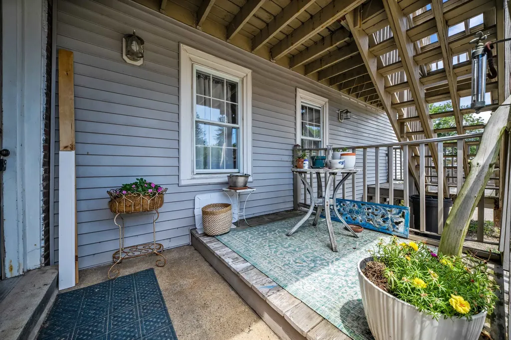 426 Second Street Rollinsford NH 03869