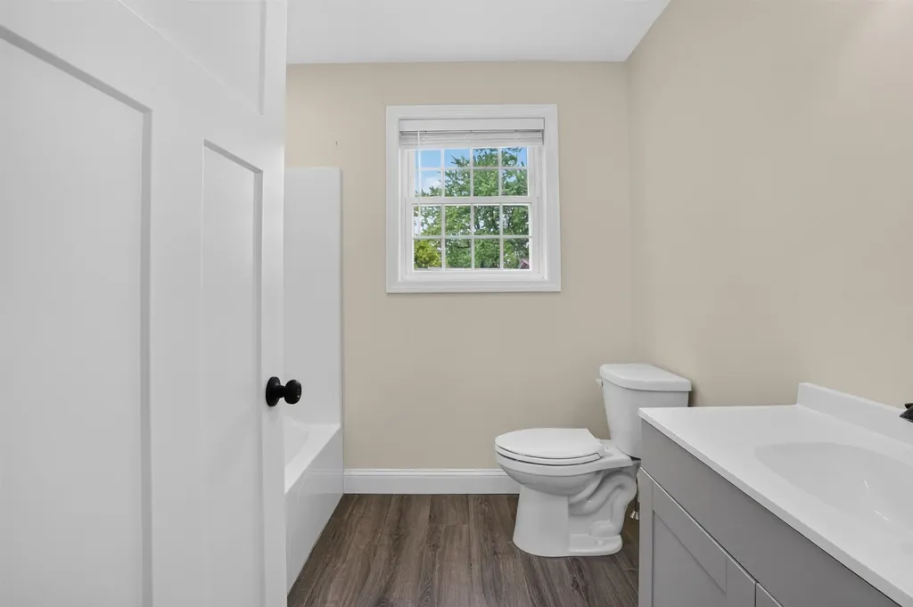20 Ritter Street Nashua NH 03060