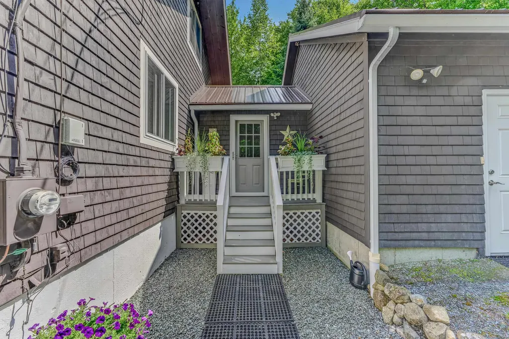 612 Sugar Hill Road Easton NH 03580