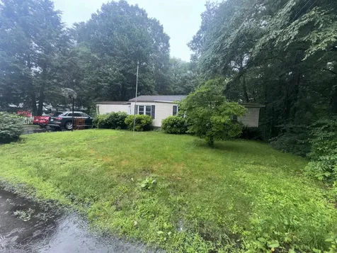 16 True Lane Seabrook NH 03874