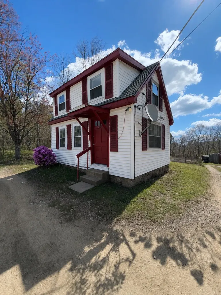 356 Suncook Valley Road Chichester NH 03258