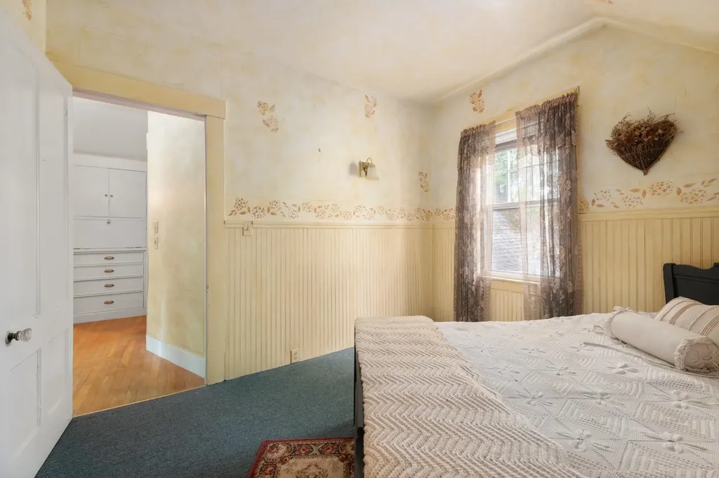 34 Pearl Street Franklin NH 03235
