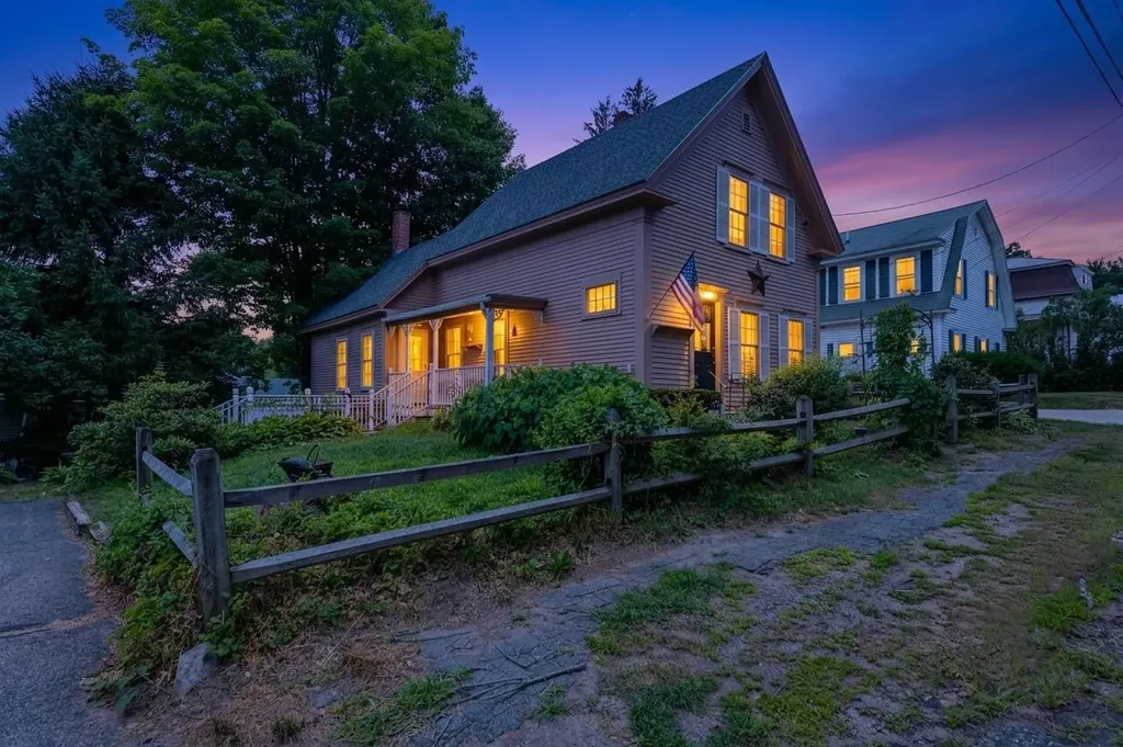 34 Pearl Street Franklin NH 03235