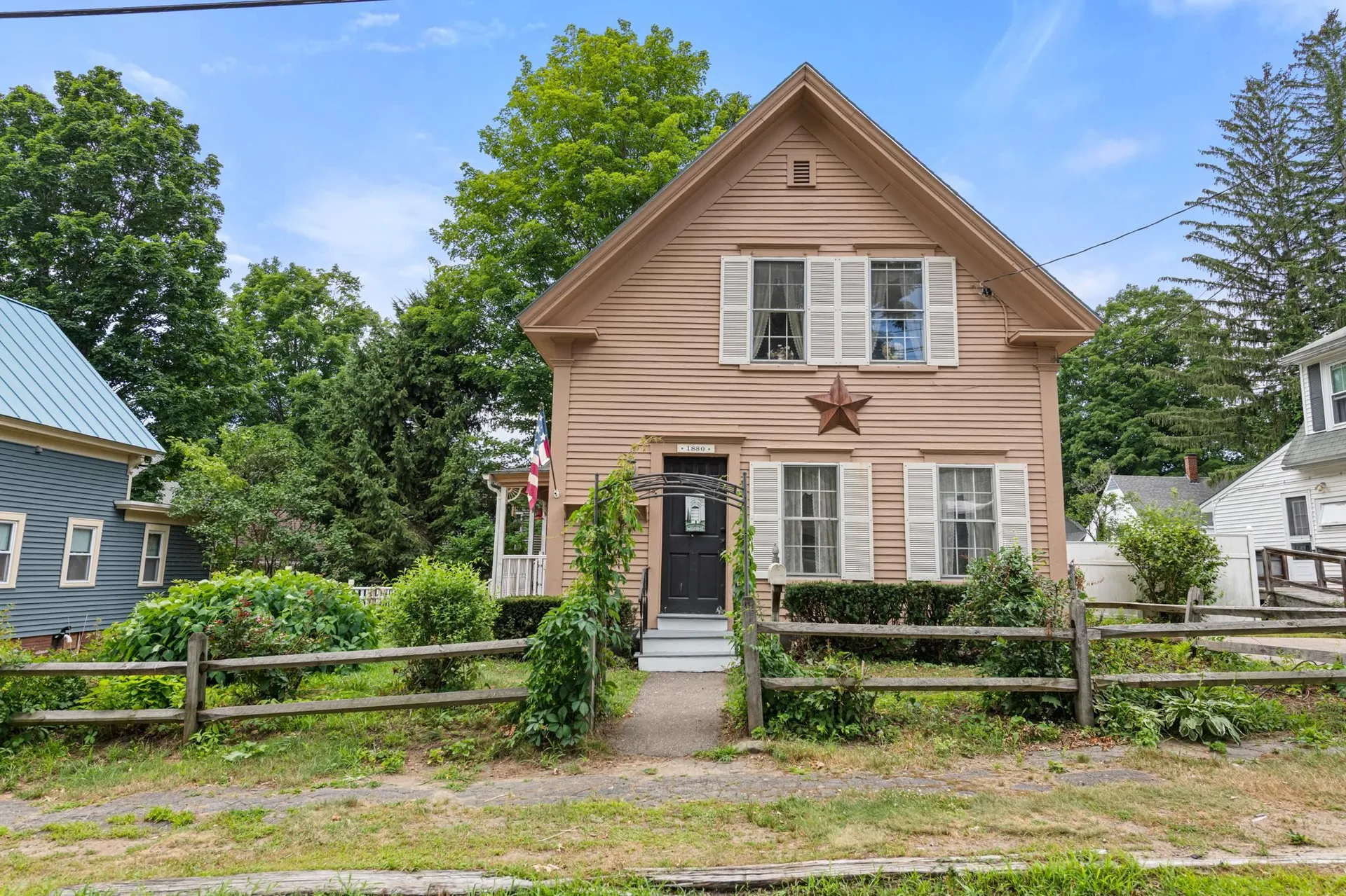 34 Pearl Street Franklin NH 03235