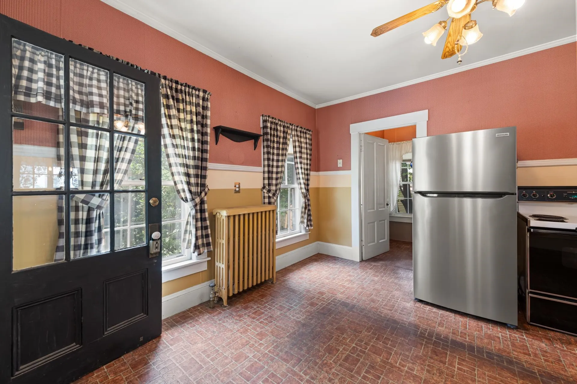 34 Pearl Street Franklin NH 03235