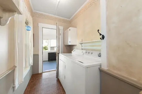 34 Pearl Street Franklin NH 03235