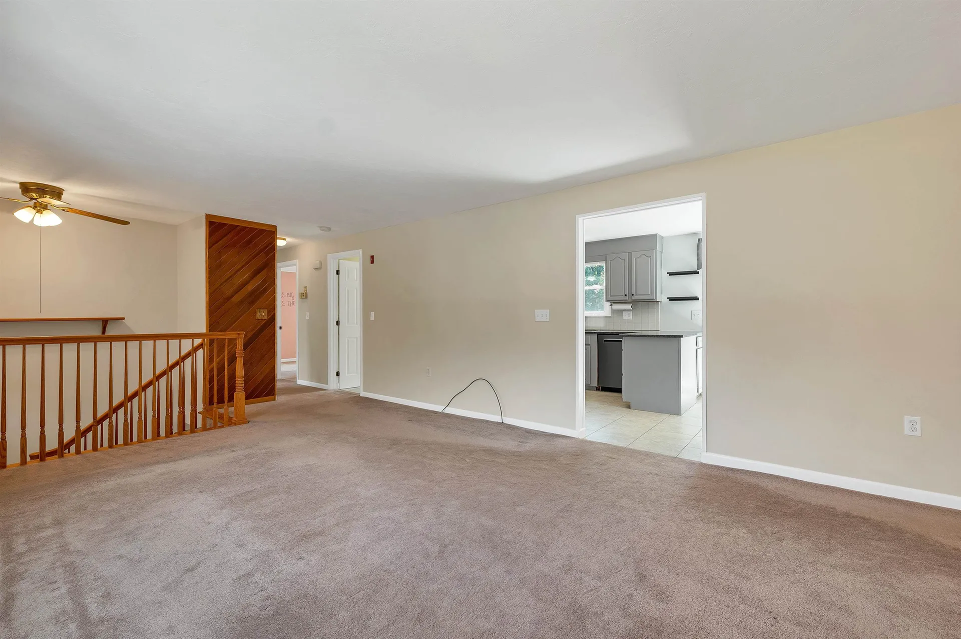 9 Bunker Hill Drive Londonderry NH 03053