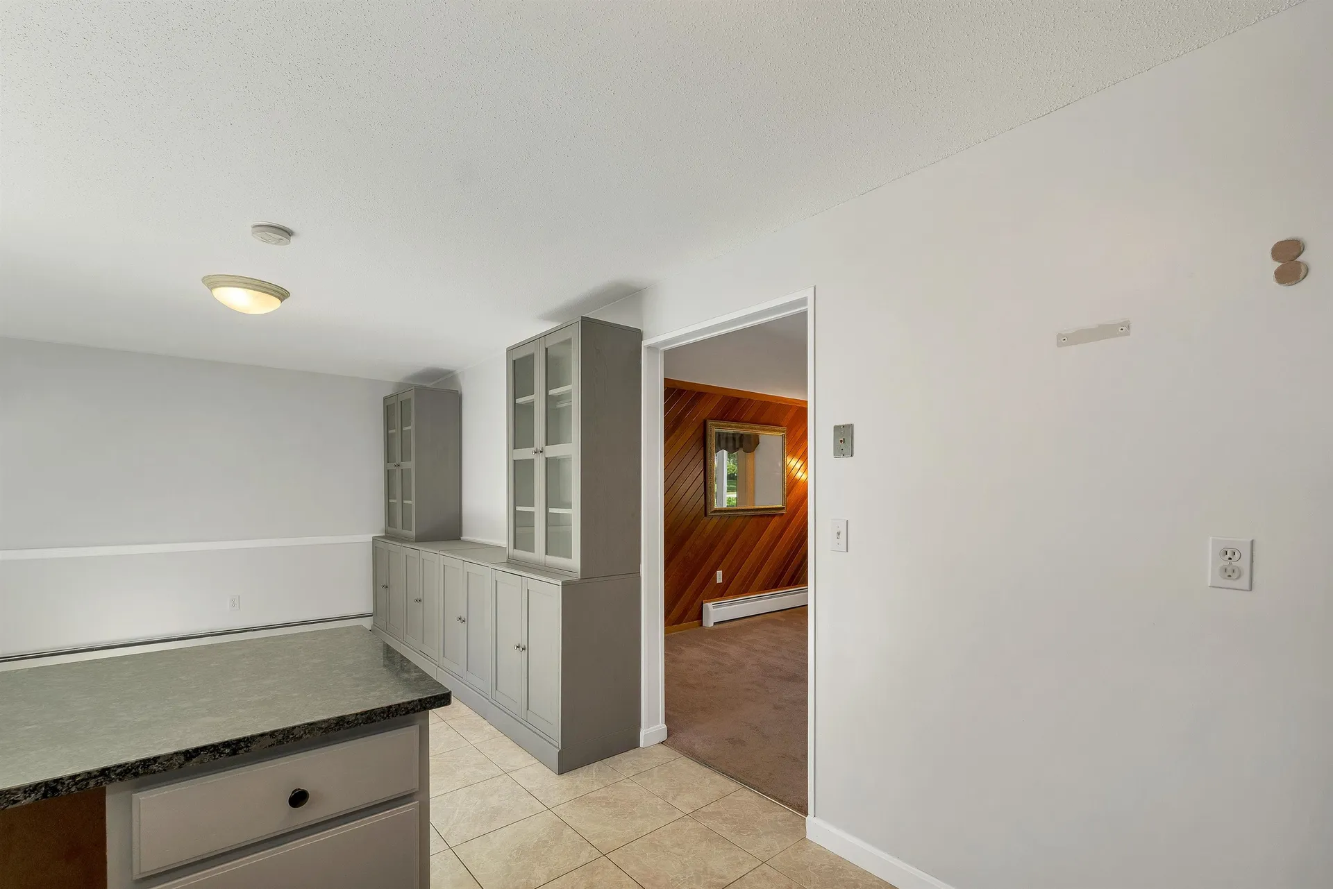 9 Bunker Hill Drive Londonderry NH 03053