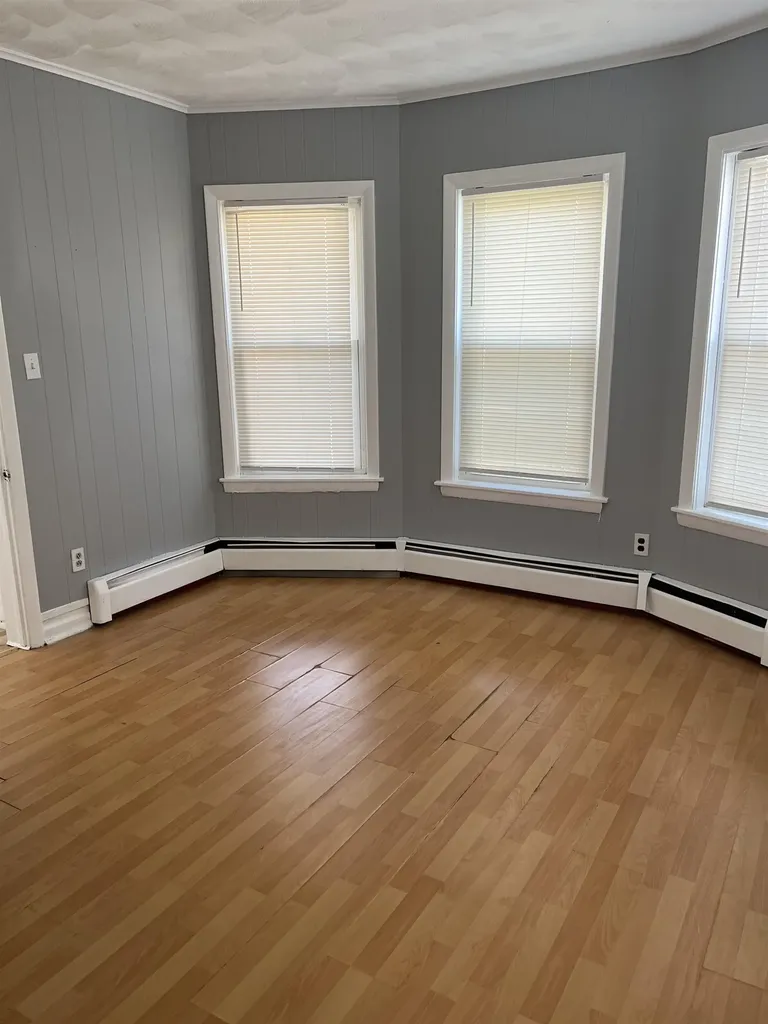 47 Joliette Street Manchester NH 03102