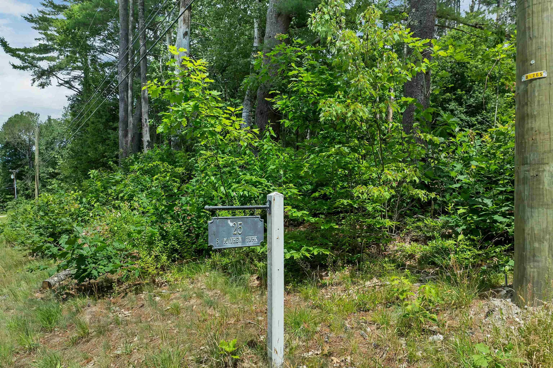 25 South Mayhew Turnpike Hebron NH 03241