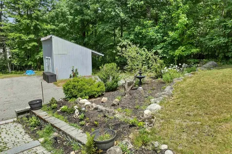 25 South Mayhew Turnpike Hebron NH 03241