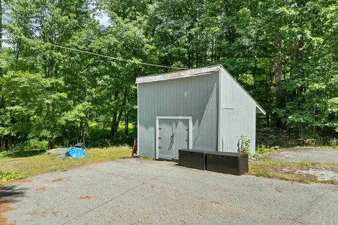 25 South Mayhew Turnpike Hebron NH 03241