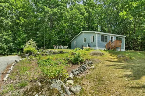 25 South Mayhew Turnpike Hebron NH 03241