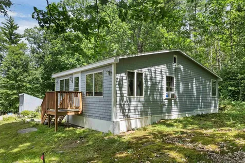 25 South Mayhew Turnpike Hebron NH 03241