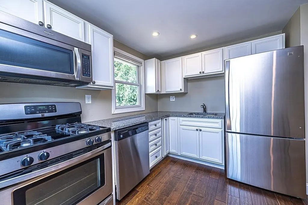 1 Eastmor Lane Hampton NH 03842