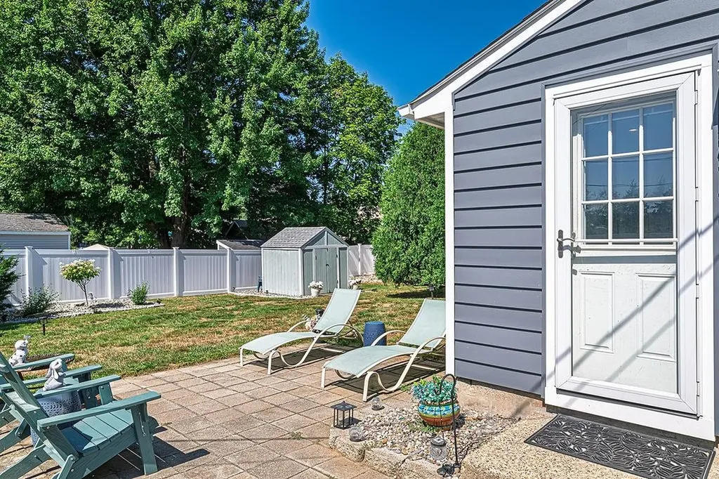 1 Eastmor Lane Hampton NH 03842