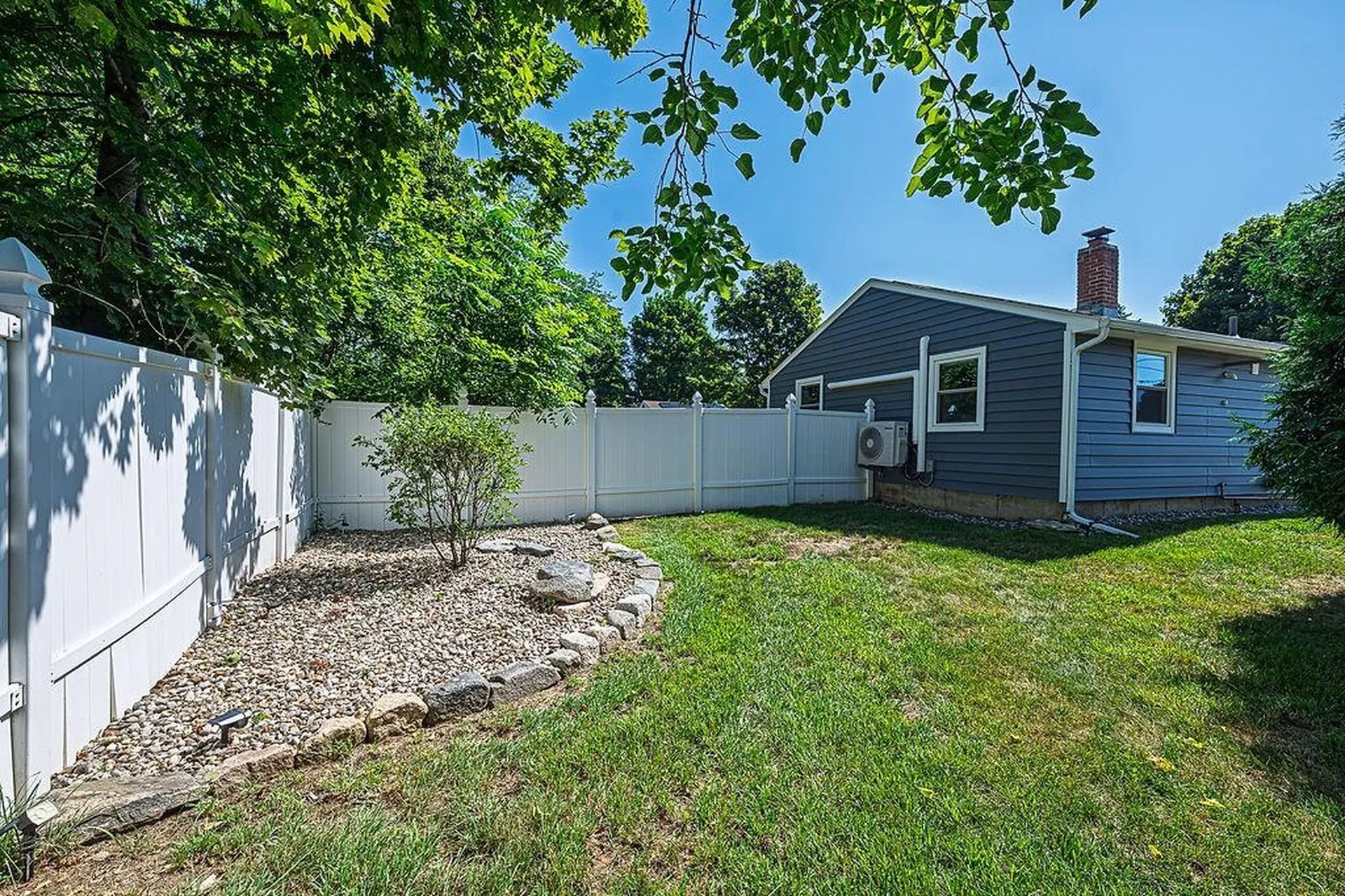 1 Eastmor Lane Hampton NH 03842