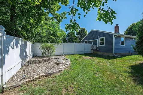 1 Eastmor Lane Hampton NH 03842