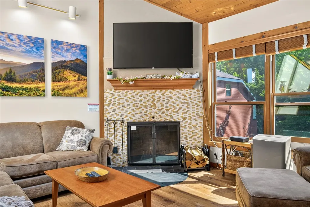 524 East Mountain Road Killington VT 05751