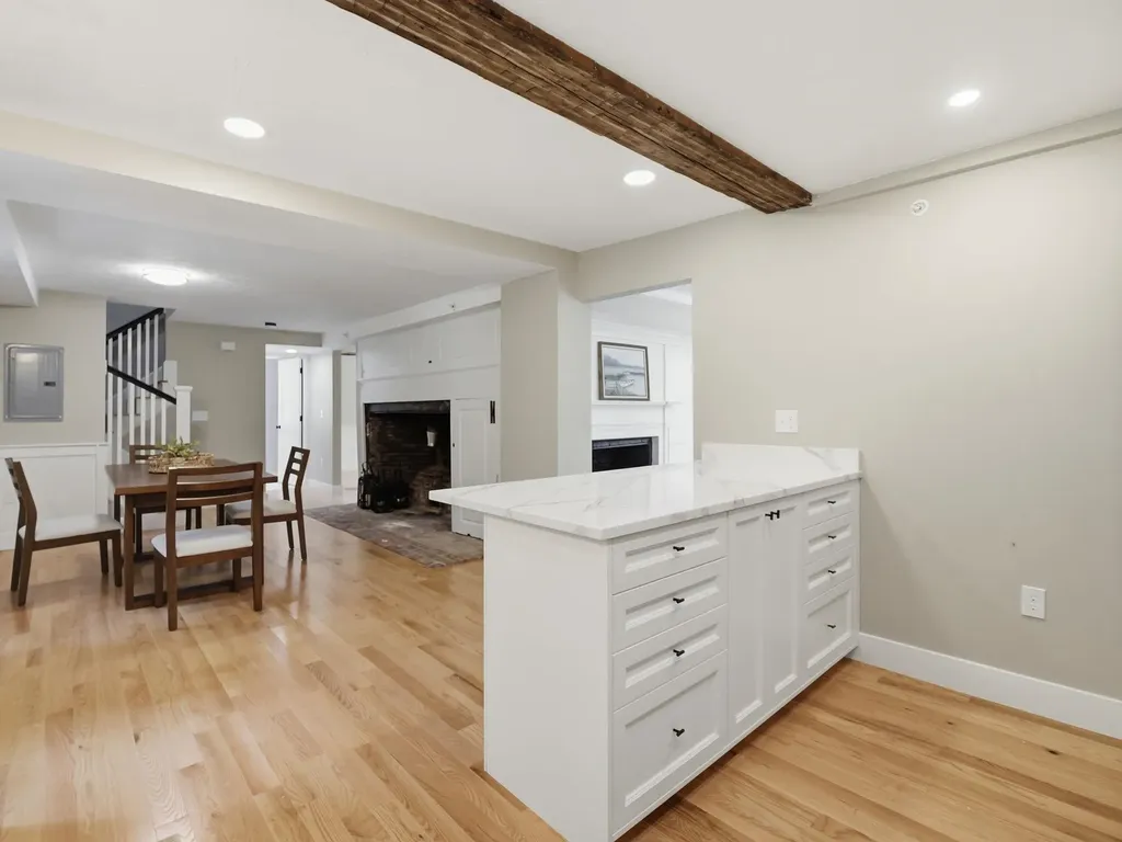 164 Main Street Westford MA 01886