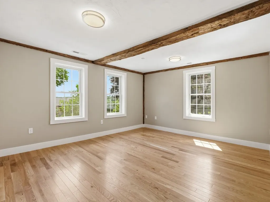 164 Main Street Westford MA 01886