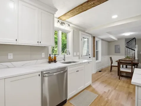 164 Main Street Westford MA 01886
