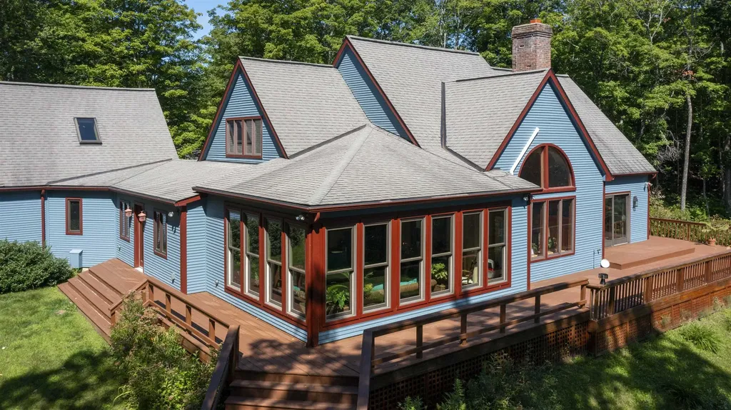 438 Redfield Proctor Road Hartford VT 05059