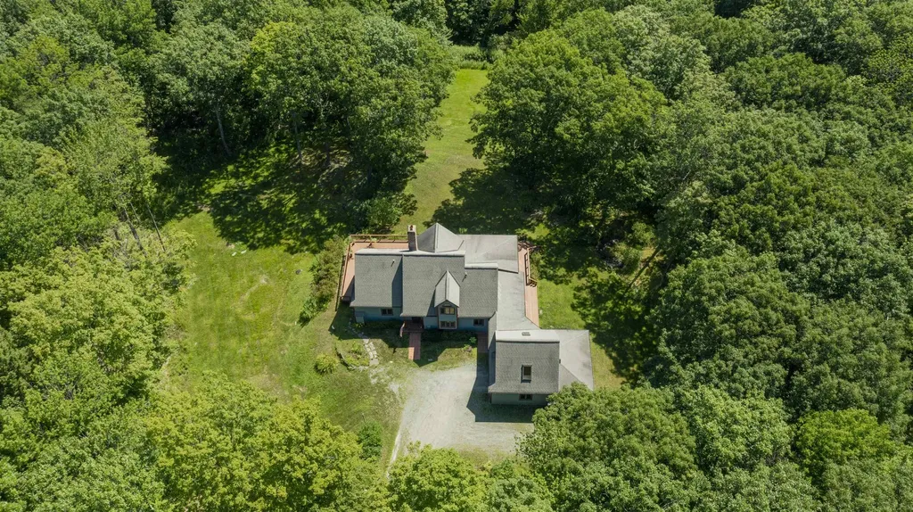 438 Redfield Proctor Road Hartford VT 05059