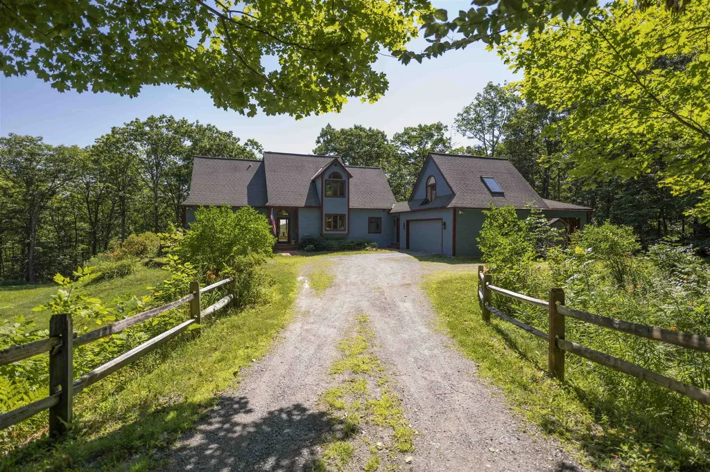 438 Redfield Proctor Road Hartford VT 05059