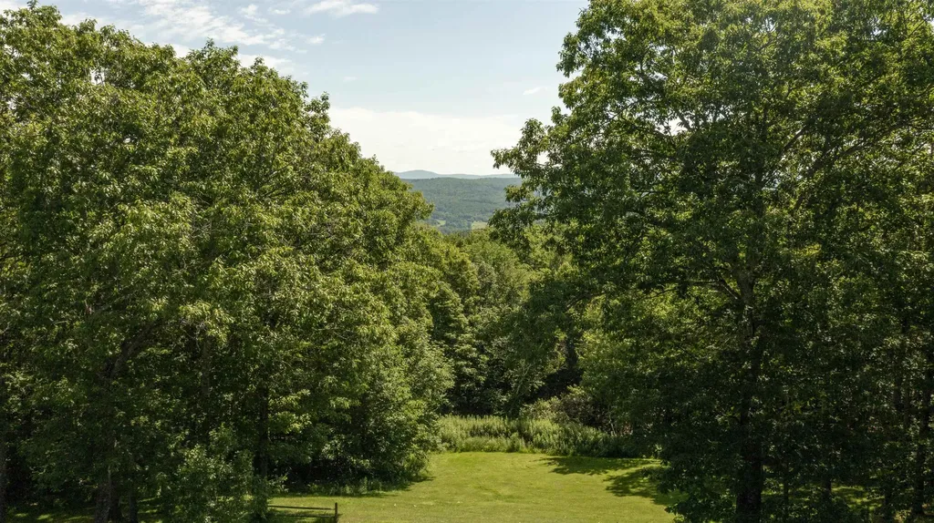 438 Redfield Proctor Road Hartford VT 05059
