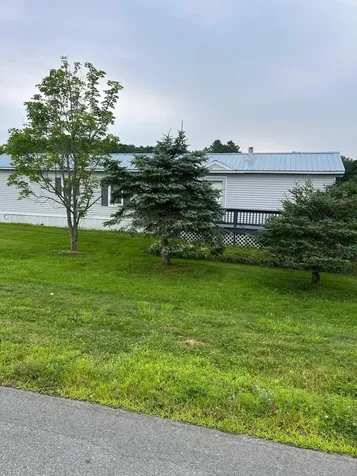 144 Noth Hyde Park Rd Road Hyde Park VT 05655