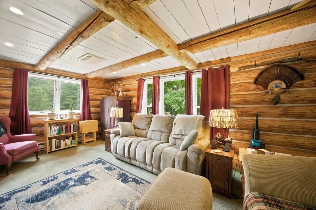 507 North Skinny Ridge Road Littleton NH 03561