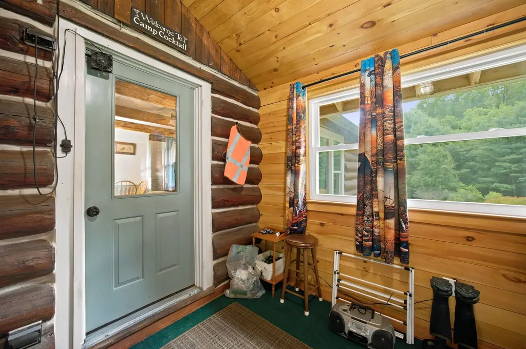 507 North Skinny Ridge Road Littleton NH 03561