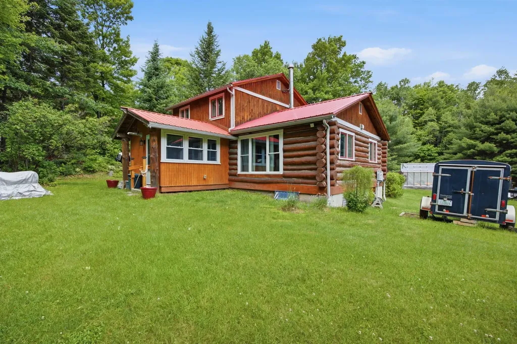 507 North Skinny Ridge Road Littleton NH 03561