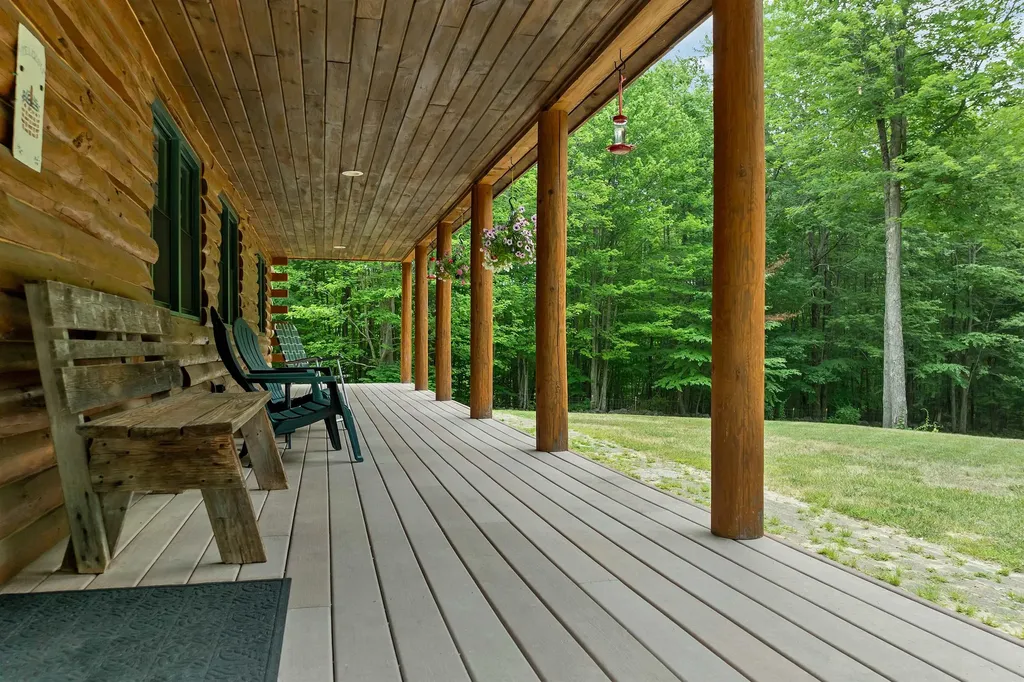 15 Neal Hill Road Tuftonboro NH 03816