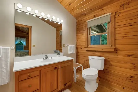 15 Neal Hill Road Wolfeboro NH 03894
