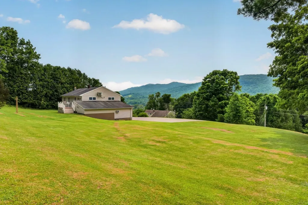 430 Pleasant Heights West Rutland VT 05777