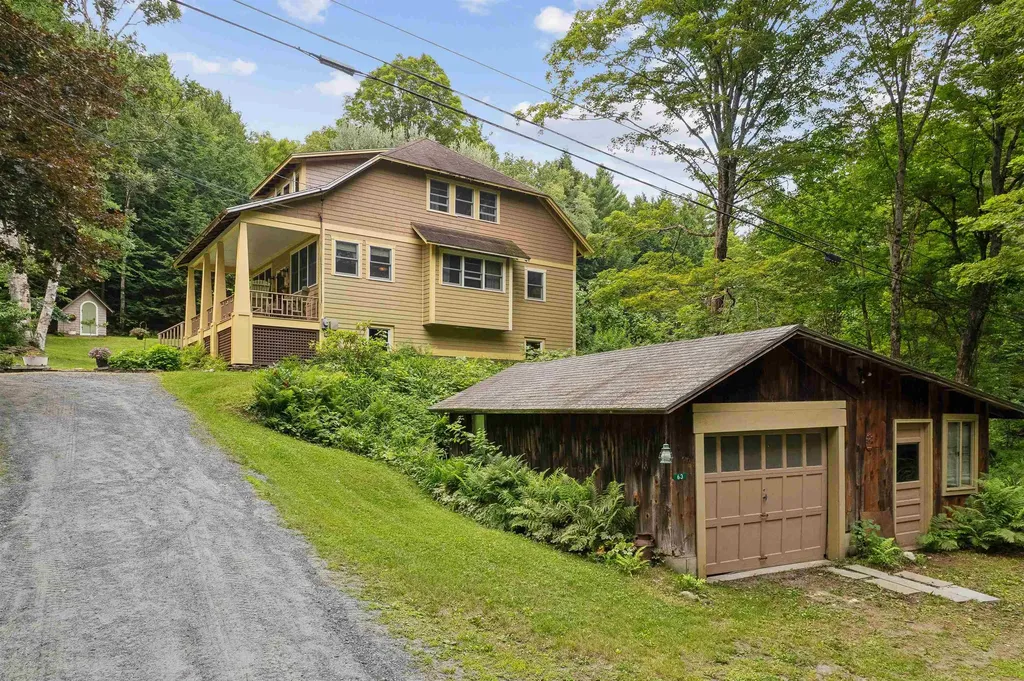 63 Best Road Hartland VT 05089